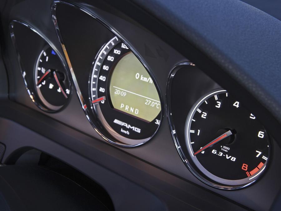  Mercedes-Benz C63 AMG 2008 года  (AU) (фото 2 из 23)
